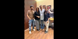 हर्षदा खानविलकर – सुनील बर्वे ‘आमच्या पिढीची गोष्टच वेगळी!” नाटकात झळकणार एकत्र