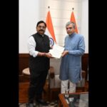 कोकण रेल्वेच्या प्रवाशांच्या सुखकर प्रवासासाठी खासदार रविंद्र वायकर यांचा पाठपुरावा