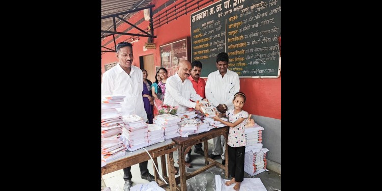 book distribute event1